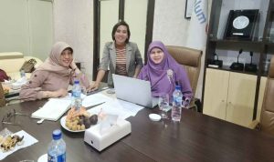 38-karya-guru-perempuan-sumut-siap-diluncurkan-pada-hari-guru-nasional-2025-dr45