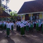 babinsa-oro-oro-ombo-tanamkan-wawasan-kebangsaan-dan-disiplin-siswa-mi-nurul-islam