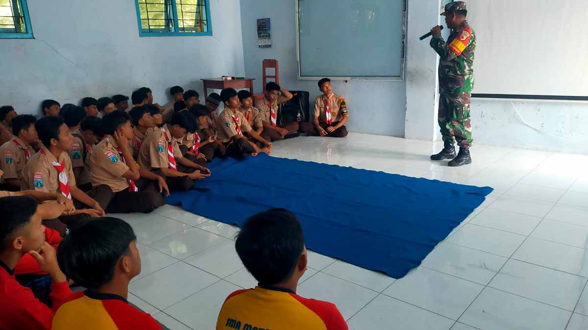 babinsa-pundungsari-tanamkan-semangat-kebangsaan-dan-anti-narkoba-lewat-pramuka