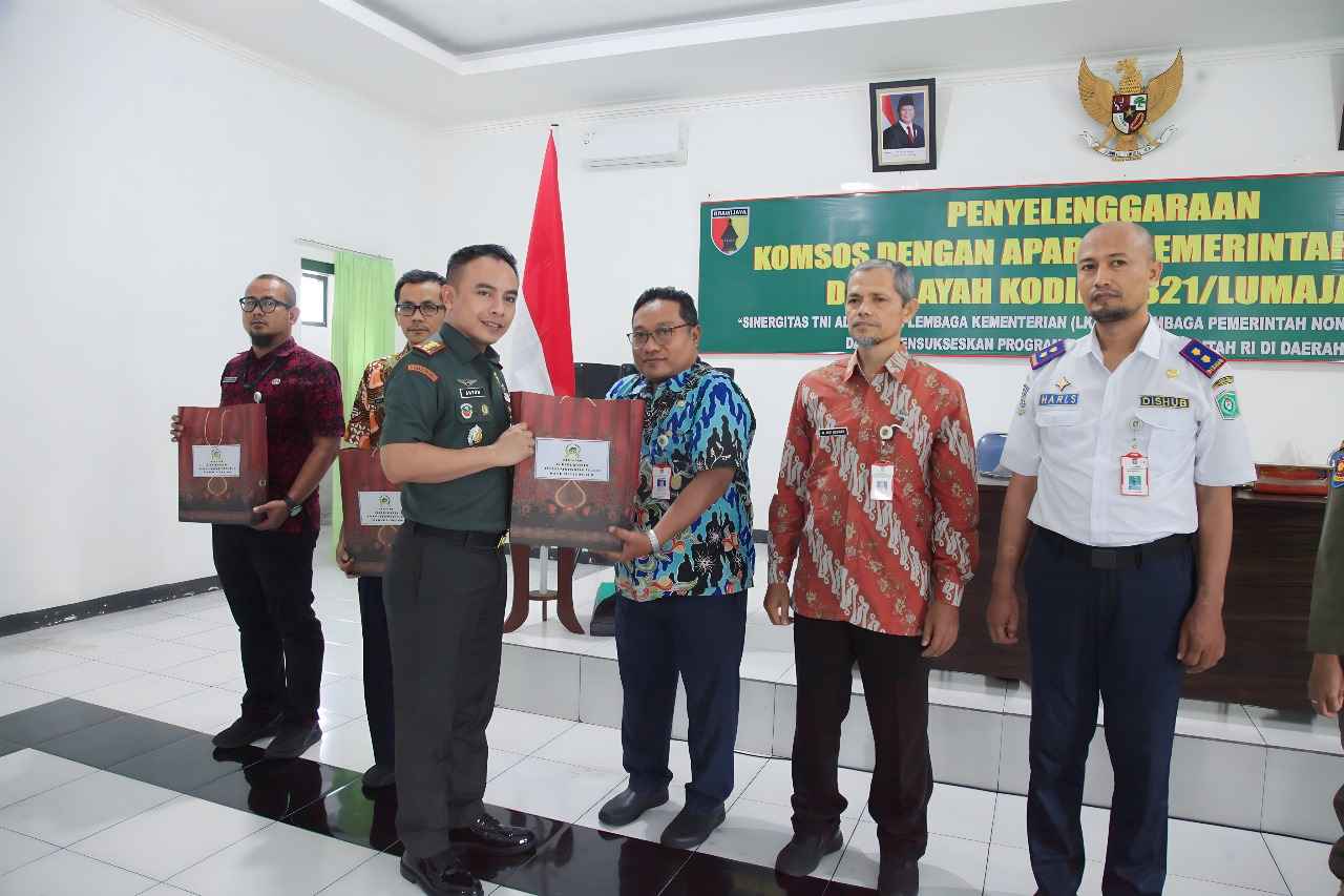 dandim-0821-lumajang-nasionalisme-dan-kebersamaan-jadi-energi-pembangunan-daerah 1