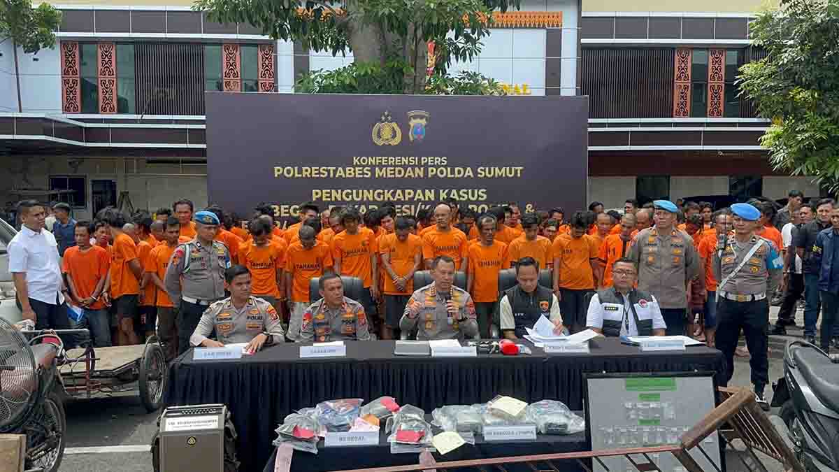 kapolrestabes-medan-tegas-ultimatum-gudang-botot-dan-panglong-penadah-barang-curian